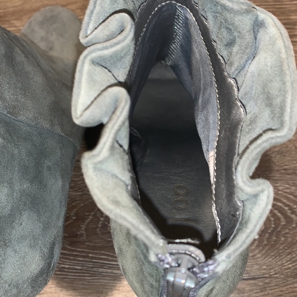 ME Too booties - Picture 6 of 6